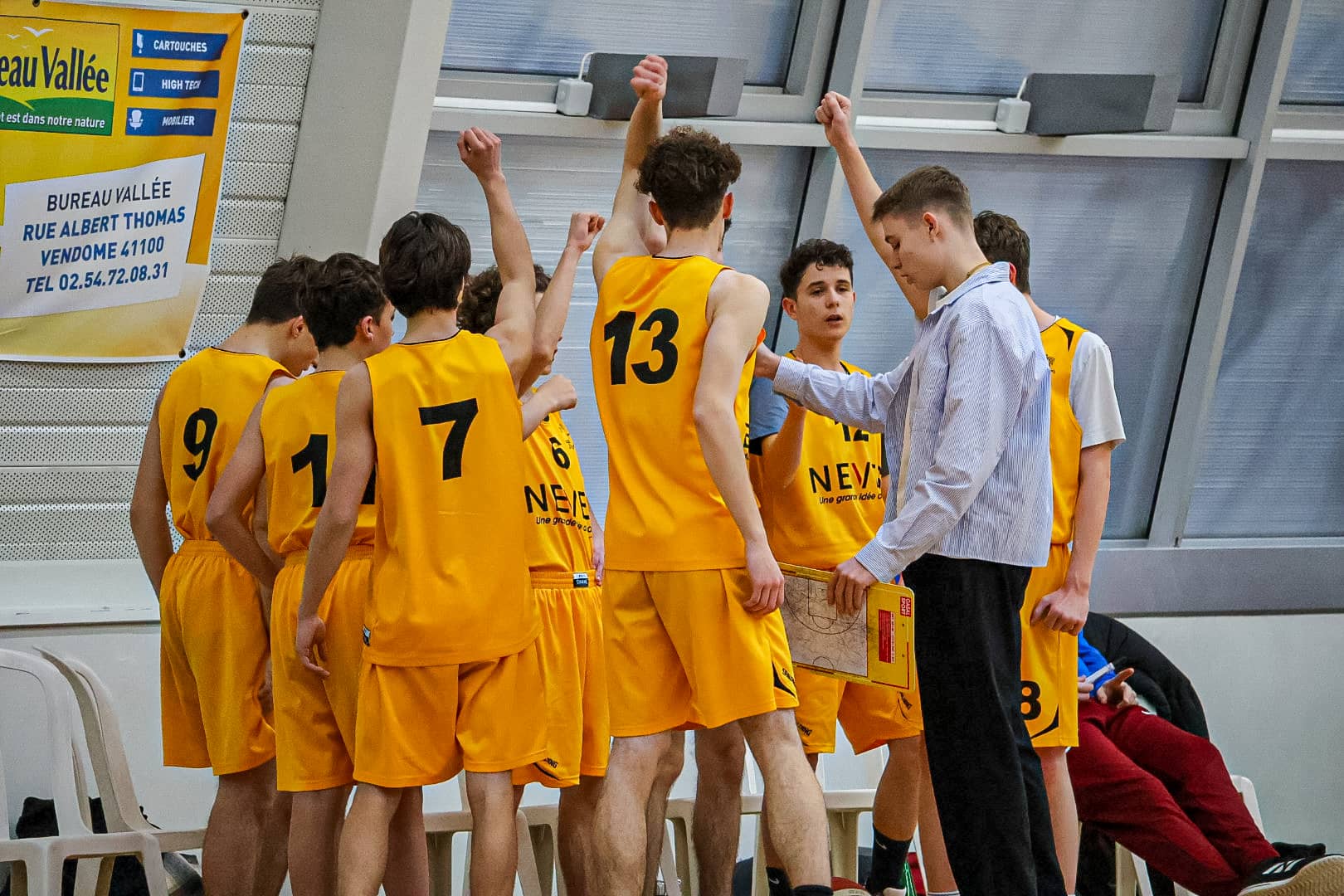 U18
